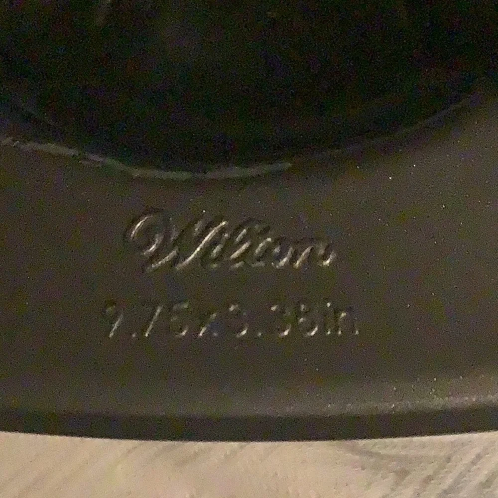 NWOT Wilton Bundt pan - Picture 2 of 4